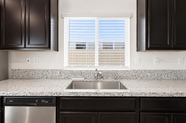 3807 Sunsetparke Way, Sacramento, CA 95834