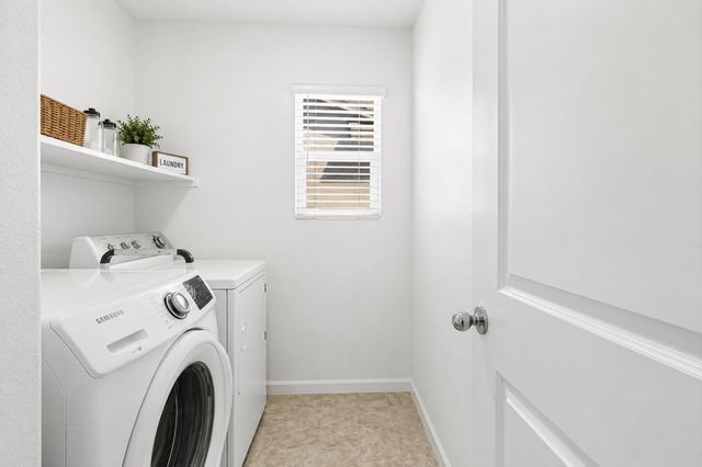 3807 Sunsetparke Way, Sacramento, CA 95834