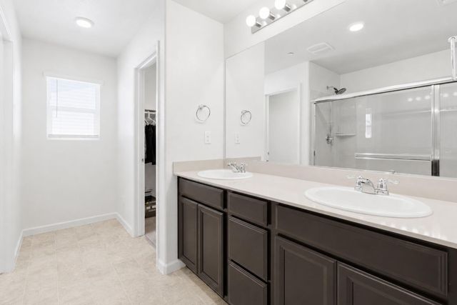 3807 Sunsetparke Way, Sacramento, CA 95834