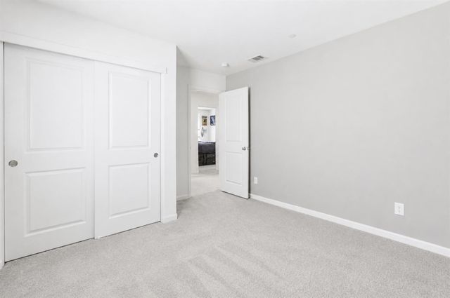 3807 Sunsetparke Way, Sacramento, CA 95834
