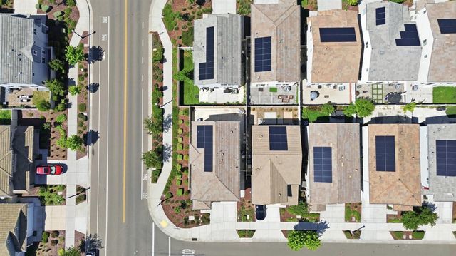 3807 Sunsetparke Way, Sacramento, CA 95834