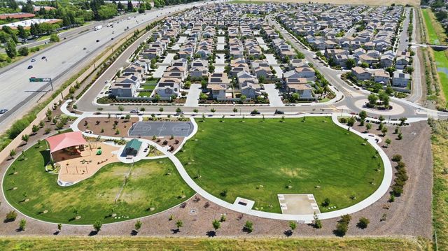 3807 Sunsetparke Way, Sacramento, CA 95834
