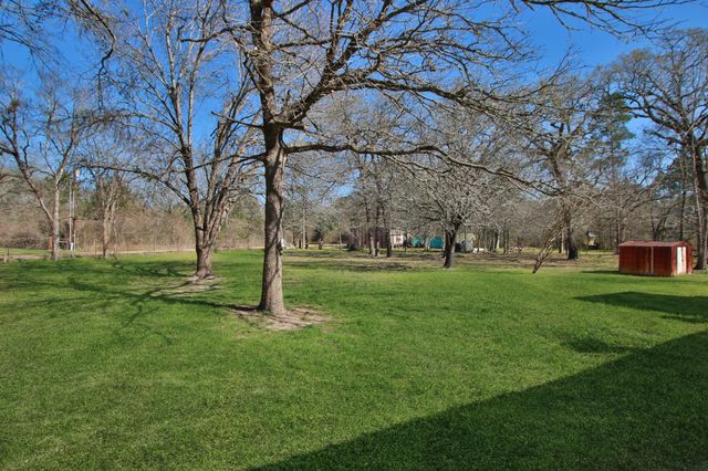 13595 Windmill Lane, Plantersville, TX 77363