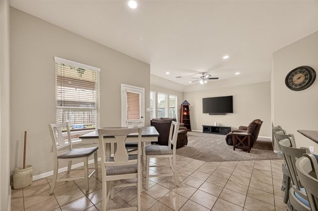 106 Bogey Circle, La Porte, TX 77571