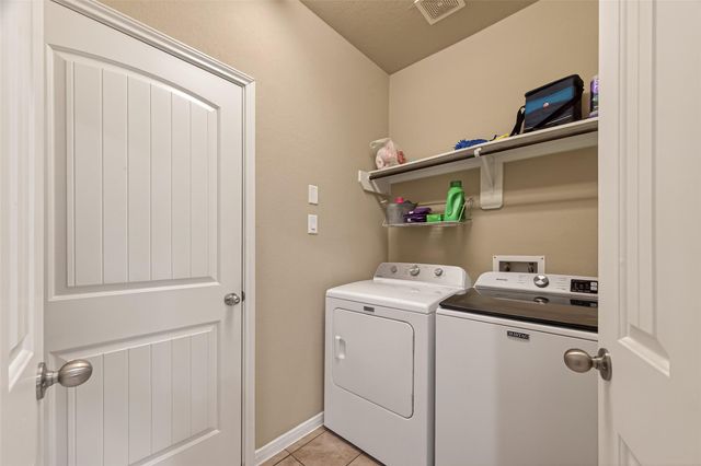 106 Bogey Circle, La Porte, TX 77571