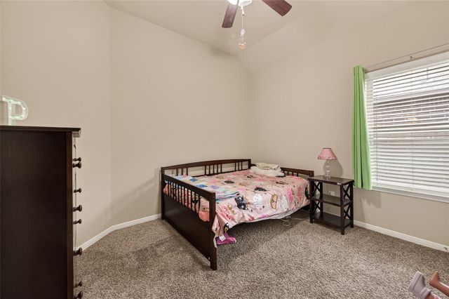 106 Bogey Circle, La Porte, TX 77571