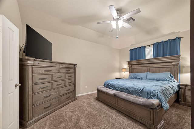 106 Bogey Circle, La Porte, TX 77571