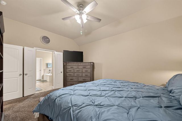 106 Bogey Circle, La Porte, TX 77571