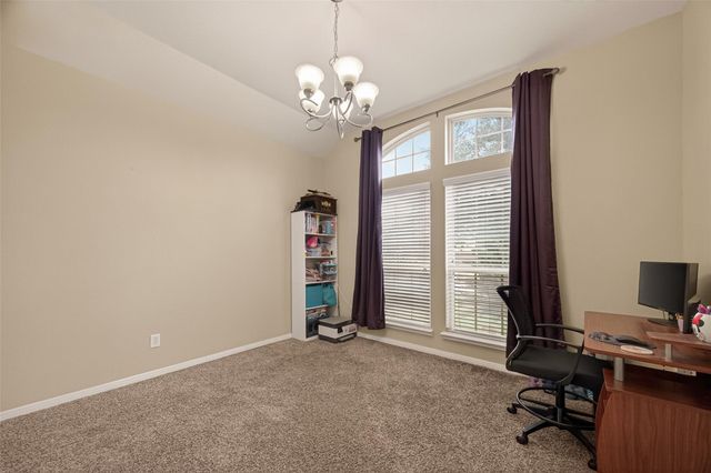 106 Bogey Circle, La Porte, TX 77571