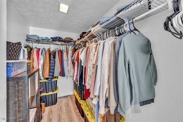 32194 N Roundhead Drive, Solon, OH 44139