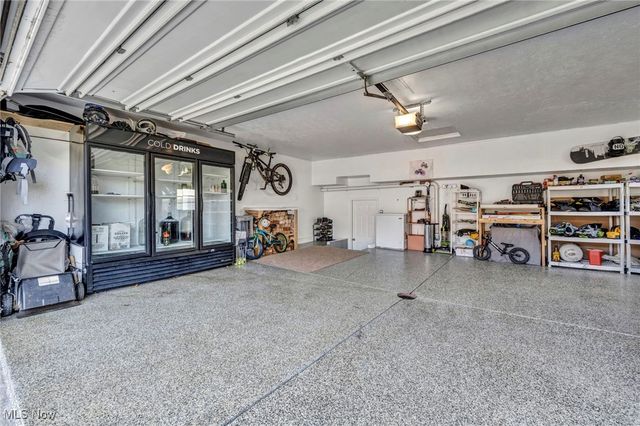 32194 N Roundhead Drive, Solon, OH 44139