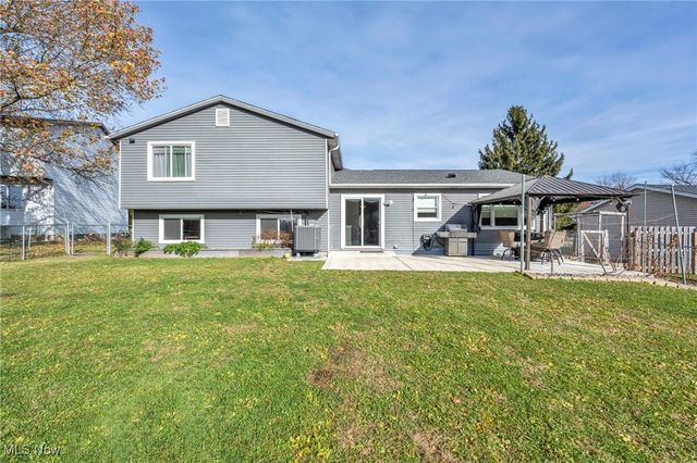 32194 N Roundhead Drive, Solon, OH 44139