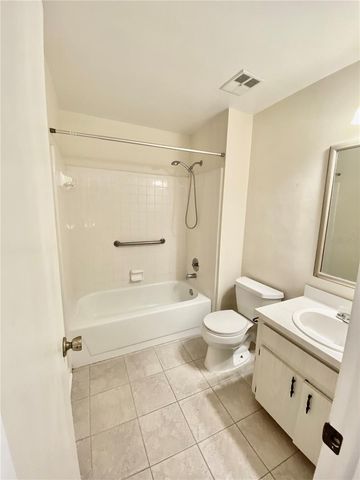 1403 PYLEWOOD STREET 1403, Fern Park, FL 32730