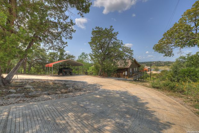 2611 Westview, Canyon Lake, TX 78133