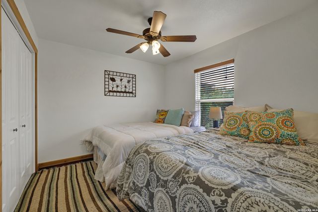 2611 Westview, Canyon Lake, TX 78133
