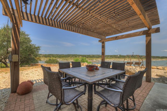2611 Westview, Canyon Lake, TX 78133