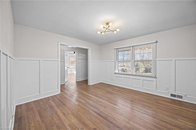 252 Lucerne NW Lane, Winston-salem, NC 27104