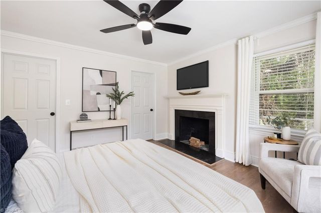 252 Lucerne NW Lane, Winston-salem, NC 27104