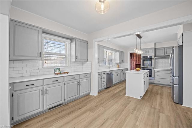 252 Lucerne NW Lane, Winston-salem, NC 27104