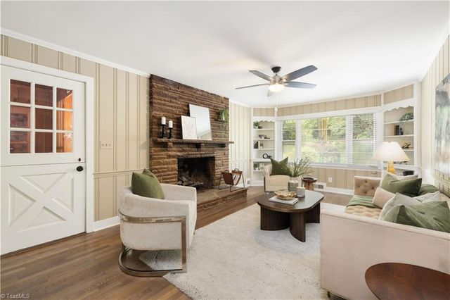 252 Lucerne NW Lane, Winston-salem, NC 27104