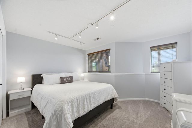 13905 W Taylor Cir, Wichita, KS 67235