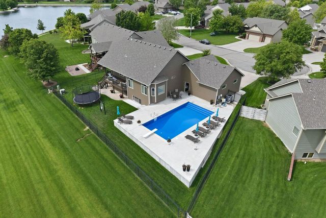 13905 W Taylor Cir, Wichita, KS 67235