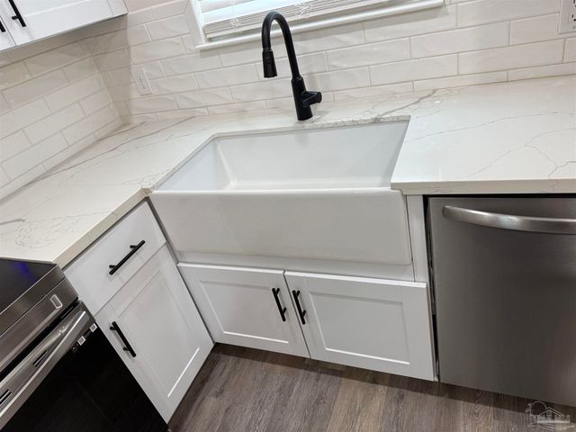 1350 N N St, Pensacola, FL 32501