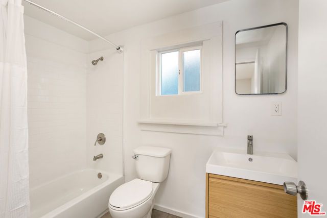 126 Franklin Court, Glendale, CA 91205