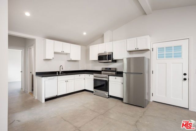 126 Franklin Court, Glendale, CA 91205