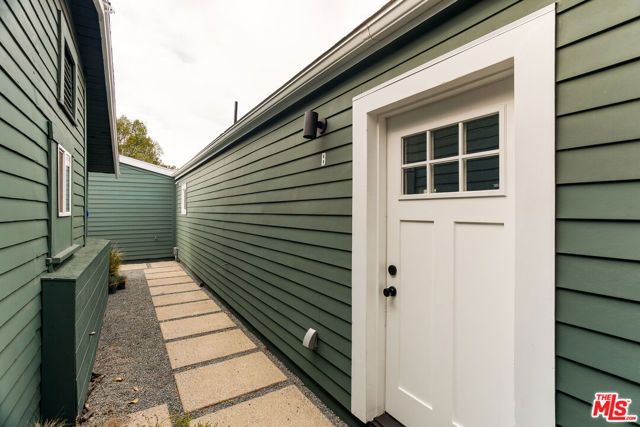 126 Franklin Court, Glendale, CA 91205