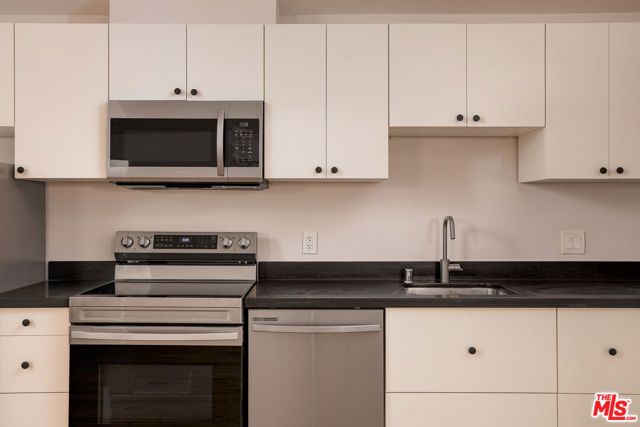 126 Franklin Court, Glendale, CA 91205