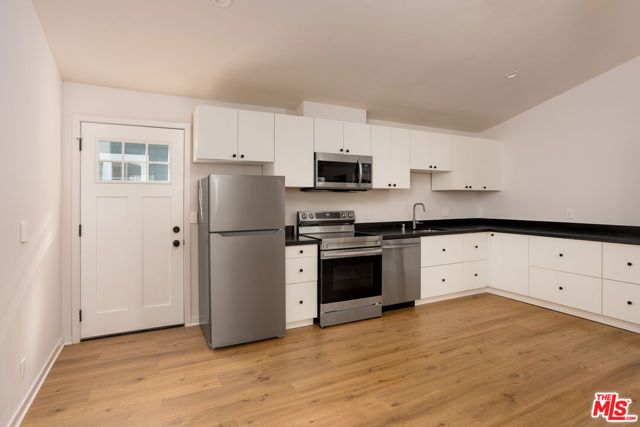 126 Franklin Court, Glendale, CA 91205