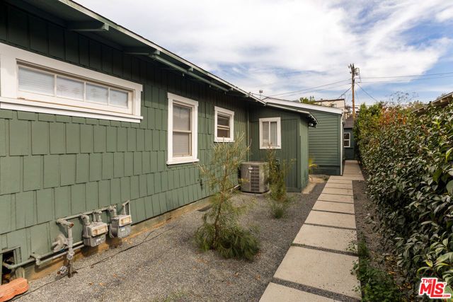 126 Franklin Court, Glendale, CA 91205