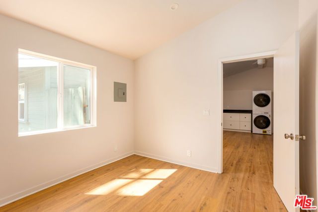 126 Franklin Court, Glendale, CA 91205