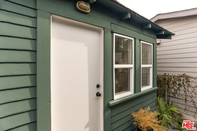 126 Franklin Court, Glendale, CA 91205