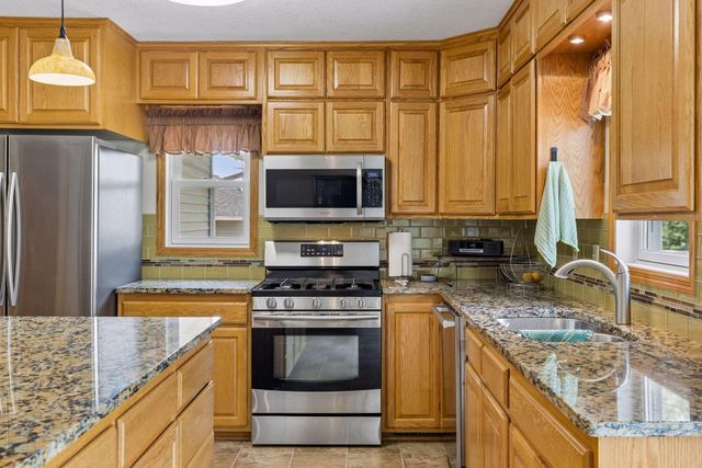 16125 Franchise Avenue W, Rosemount, MN 55068