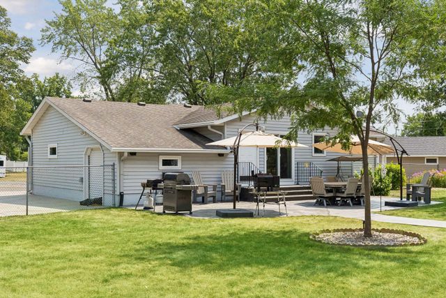 16125 Franchise Avenue W, Rosemount, MN 55068