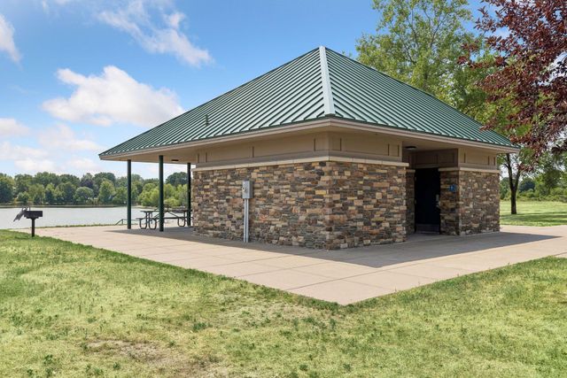 16125 Franchise Avenue W, Rosemount, MN 55068