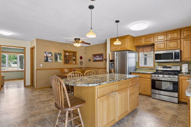 16125 Franchise Avenue W, Rosemount, MN 55068
