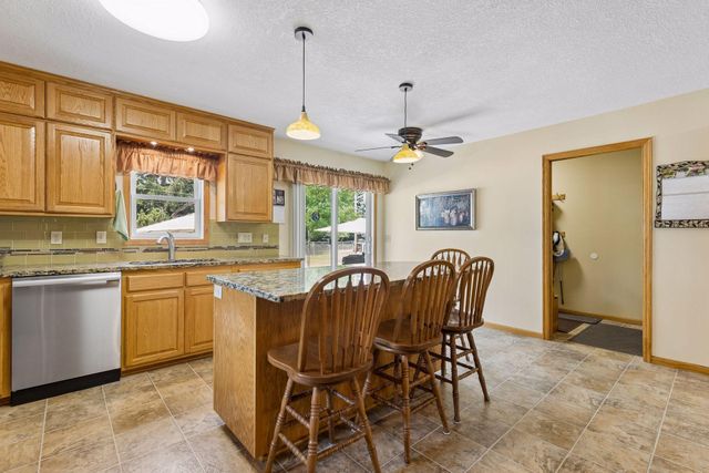 16125 Franchise Avenue W, Rosemount, MN 55068