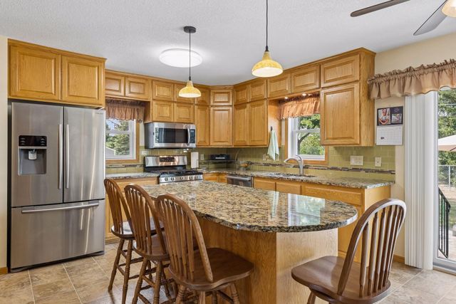 16125 Franchise Avenue W, Rosemount, MN 55068