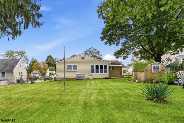 32 Conestoga Trl, Sparta Twp., NJ 07871