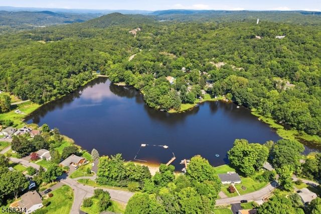 32 Conestoga Trl, Sparta Twp., NJ 07871