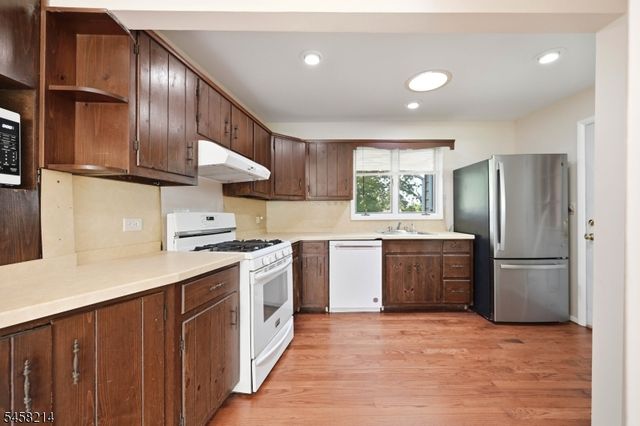 32 Conestoga Trl, Sparta Twp., NJ 07871