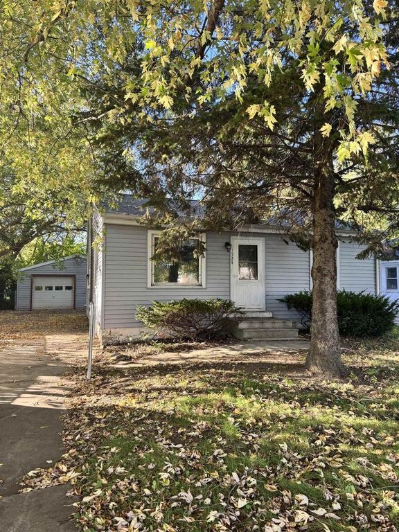 1524 WEISE STREET, Green Bay, WI 54302