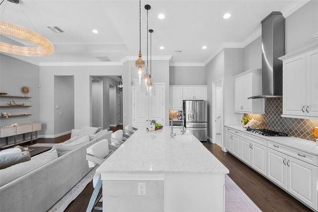 8362 DUNHAM STATION DRIVE, Tampa, FL 33647