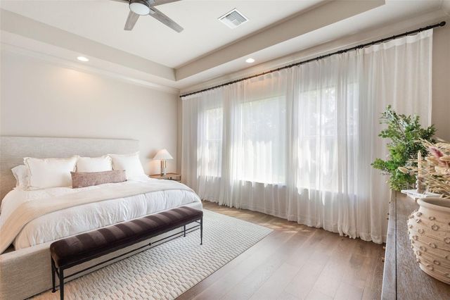 8362 DUNHAM STATION DRIVE, Tampa, FL 33647