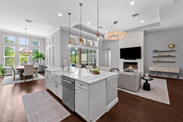 8362 DUNHAM STATION DRIVE, Tampa, FL 33647