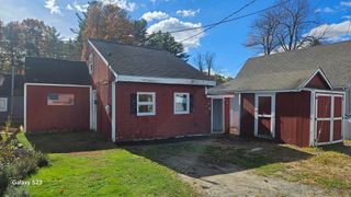18 Laurel Ave, Sterling, MA 01564
