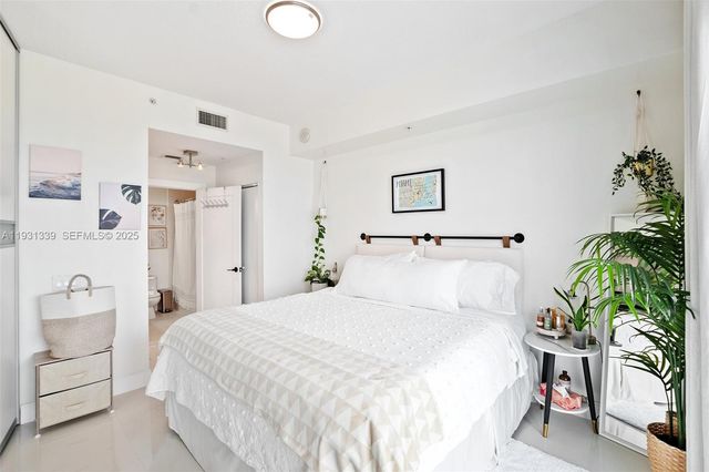 60 SW 13th St 3603, Miami, FL 33130